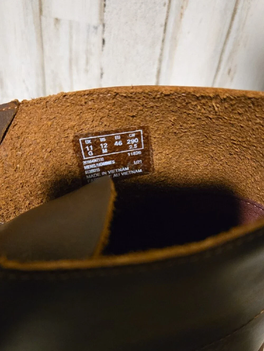 Clarks Men’s Brown Leather Chukka Boots
